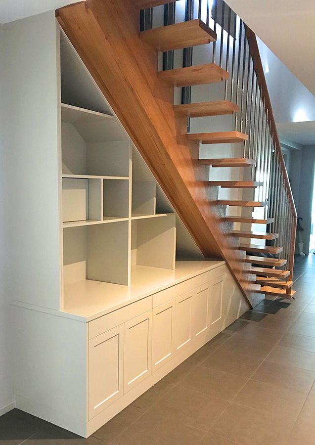 Bookcase-under-Staircase